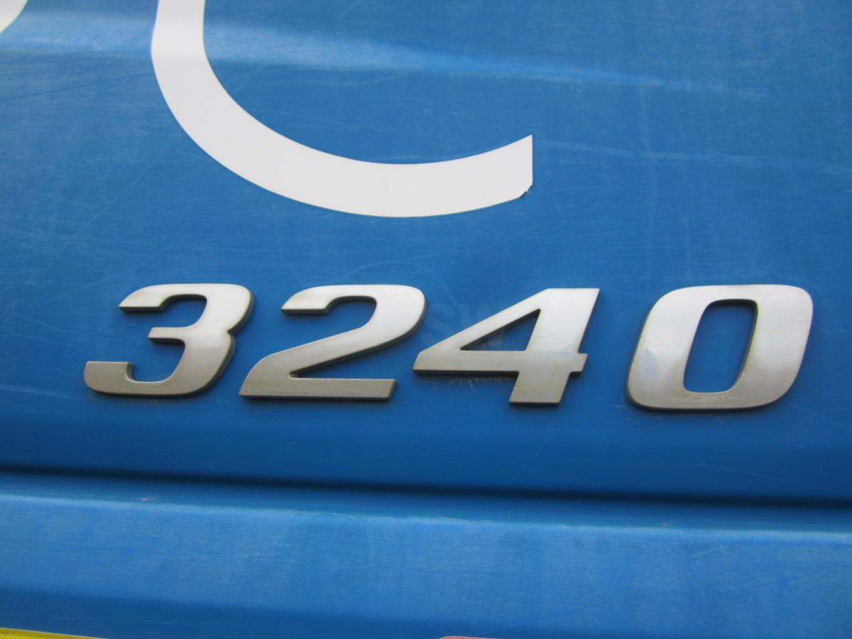 Mercedes Axor 3240 - Xe ben: hình 3 Mercedes Axor 3240 - Xe ben: hình 3