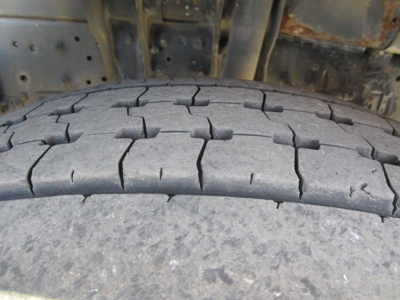 Mercedes SK 2024 - Xe bồn: hình 3 Mercedes SK 2024 - Xe bồn: hình 3