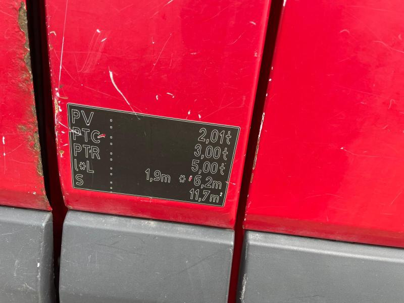 Mercedes Sprinter 209 CDI - Xe van chở hàng: hình 2 Mercedes Sprinter 209 CDI - Xe van chở hàng: hình 2