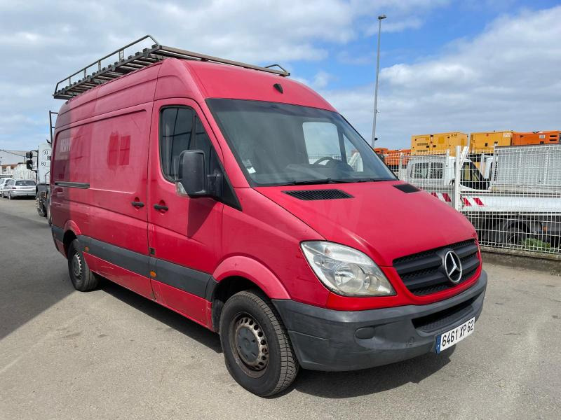 Mercedes Sprinter 209 CDI - Xe van chở hàng: hình 1 Mercedes Sprinter 209 CDI - Xe van chở hàng: hình 1