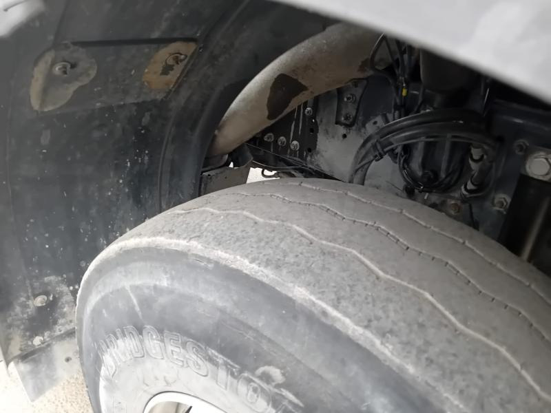 Renault Kerax 370 DXI - Xe tải nâng móc: hình 4 Renault Kerax 370 DXI - Xe tải nâng móc: hình 4