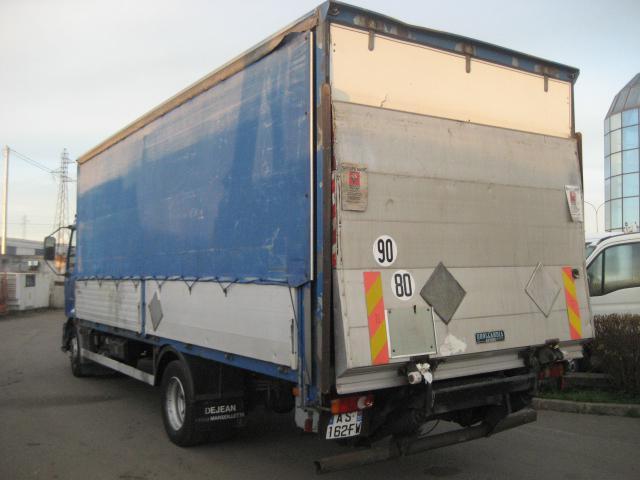 Renault Midlum 180 - Xe tải thùng mui bạt: hình 4 Renault Midlum 180 - Xe tải thùng mui bạt: hình 4