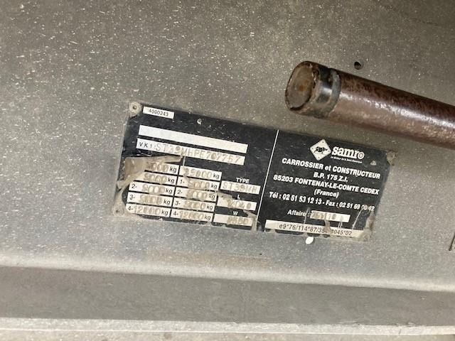 Samro - Sơ mi rơ moóc mui bạt: hình 3 Samro - Sơ mi rơ moóc mui bạt: hình 3