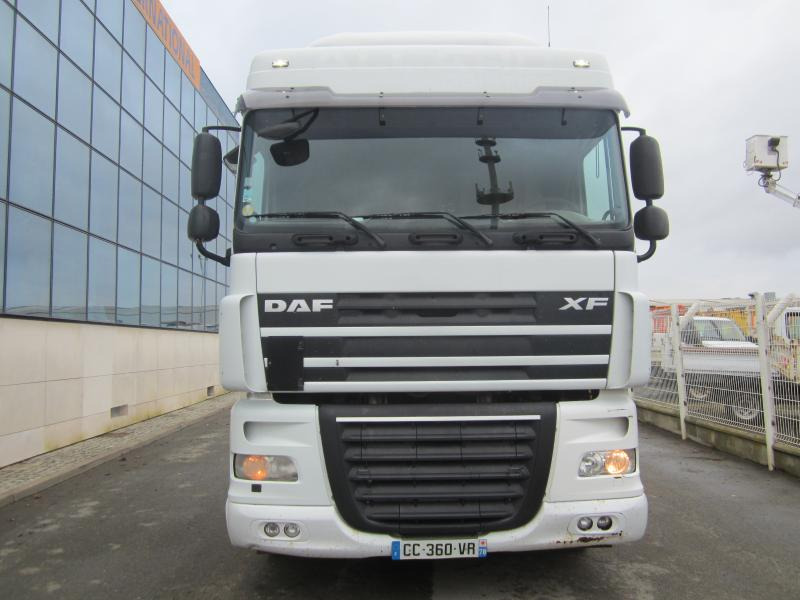 DAF XF105 460 - Xe đầu kéo: hình 2 DAF XF105 460 - Xe đầu kéo: hình 2