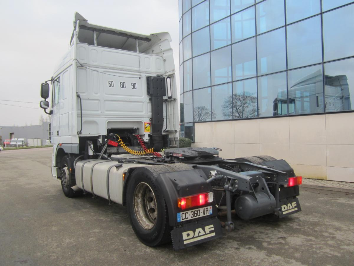 Xe đầu kéo DAF XF105 460: hình 10
