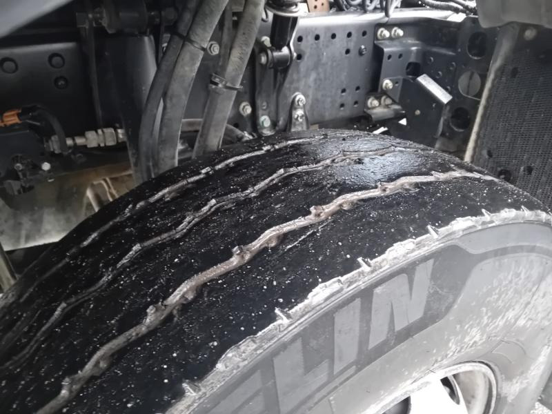 MAN TGS 18.440 - Xe đầu kéo: hình 4 MAN TGS 18.440 - Xe đầu kéo: hình 4