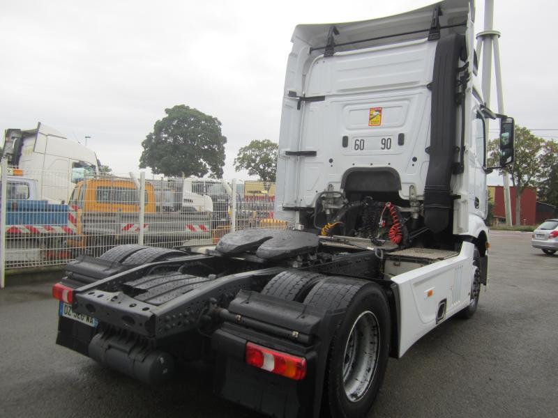 Mercedes Actros 1845 - Xe đầu kéo: hình 4 Mercedes Actros 1845 - Xe đầu kéo: hình 4