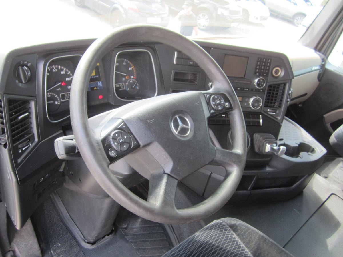 Xe đầu kéo Mercedes Actros 1845: hình 6 Xe đầu kéo Mercedes Actros 1845: hình 6