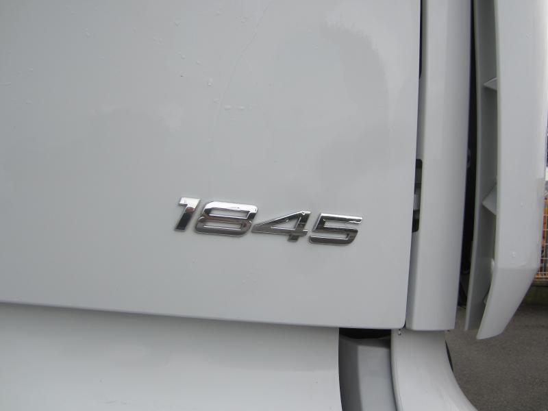 Mercedes Actros 1845 - Xe đầu kéo: hình 3 Mercedes Actros 1845 - Xe đầu kéo: hình 3