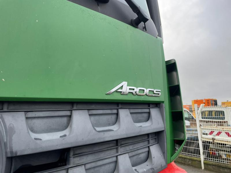 Mercedes Arocs 1845 - Xe đầu kéo: hình 2 Mercedes Arocs 1845 - Xe đầu kéo: hình 2