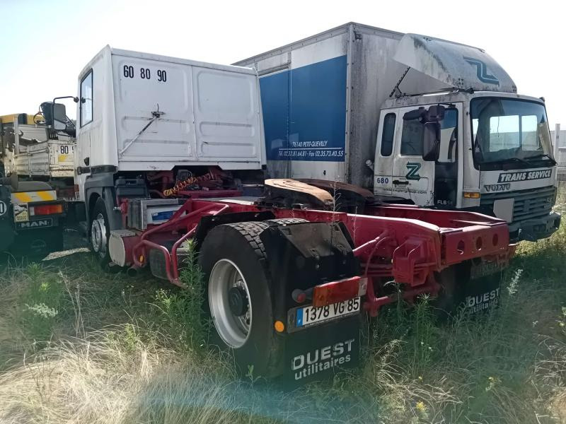 Renault Major 340 TI - Xe đầu kéo: hình 2 Renault Major 340 TI - Xe đầu kéo: hình 2