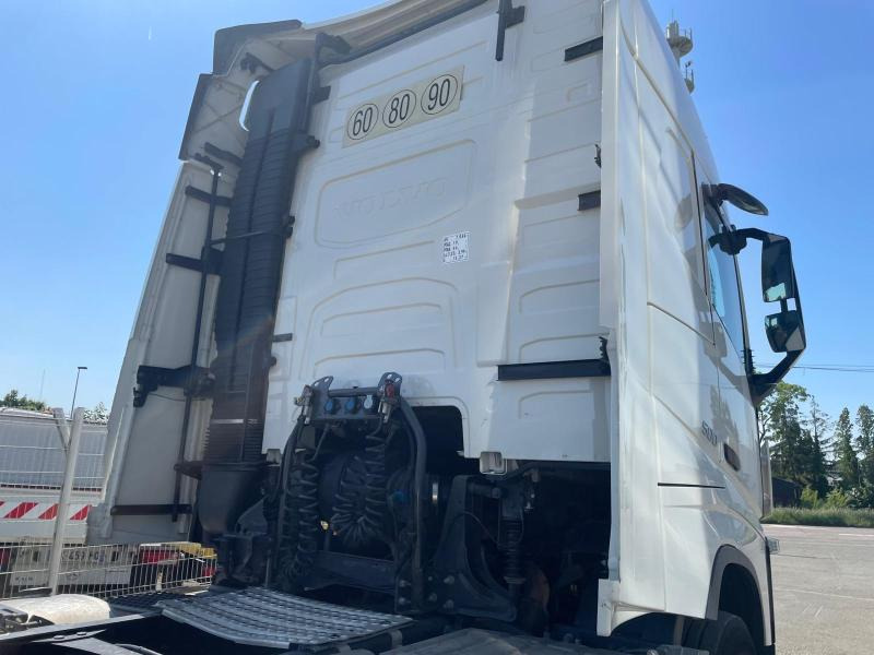 Volvo FH 500 - Xe đầu kéo: hình 3 Volvo FH 500 - Xe đầu kéo: hình 3