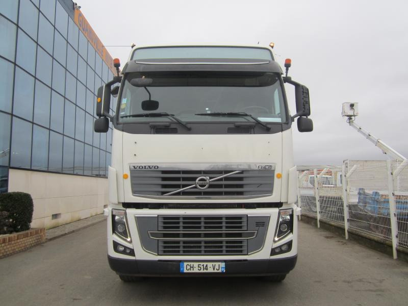 Volvo FH16 600 - Xe đầu kéo: hình 2 Volvo FH16 600 - Xe đầu kéo: hình 2