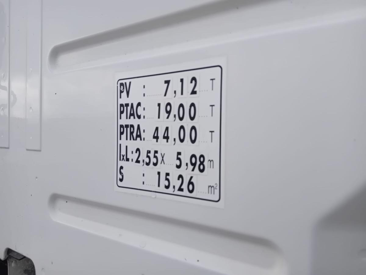 Xe đầu kéo Volvo FM 450: hình 6 Xe đầu kéo Volvo FM 450: hình 6