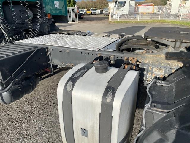 Xe đầu kéo Volvo FM 450: hình 6