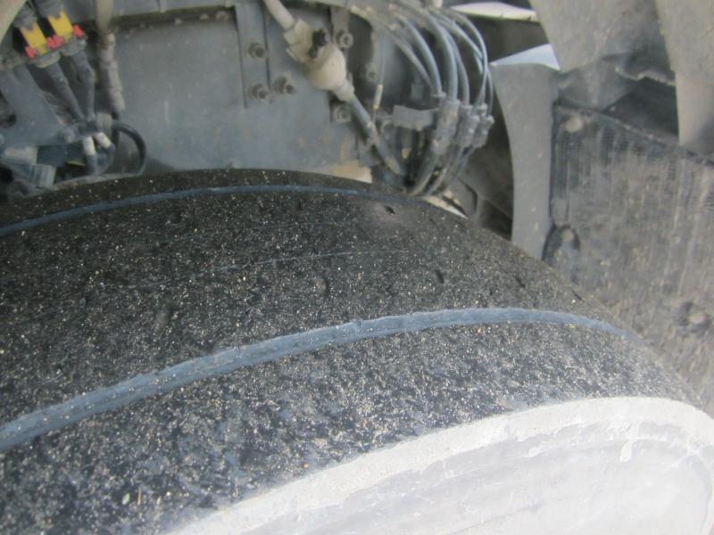 Volvo FMX 460 - Xe đầu kéo: hình 3 Volvo FMX 460 - Xe đầu kéo: hình 3
