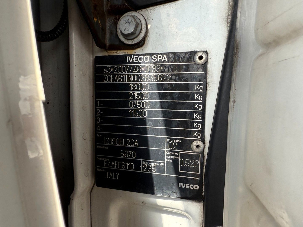 Xe tải đông lạnh Iveco 180E32 Schmitz / Thermo King T-1200R Spectrum Iveco 180E32 Schmitz / Thermo King T-1200R Spectrum: hình 14 Xe tải đông lạnh Iveco 180E32 Schmitz / Thermo King T-1200R Spectrum Iveco 180E32 Schmitz / Thermo King T-1200R Spectrum: hình 14