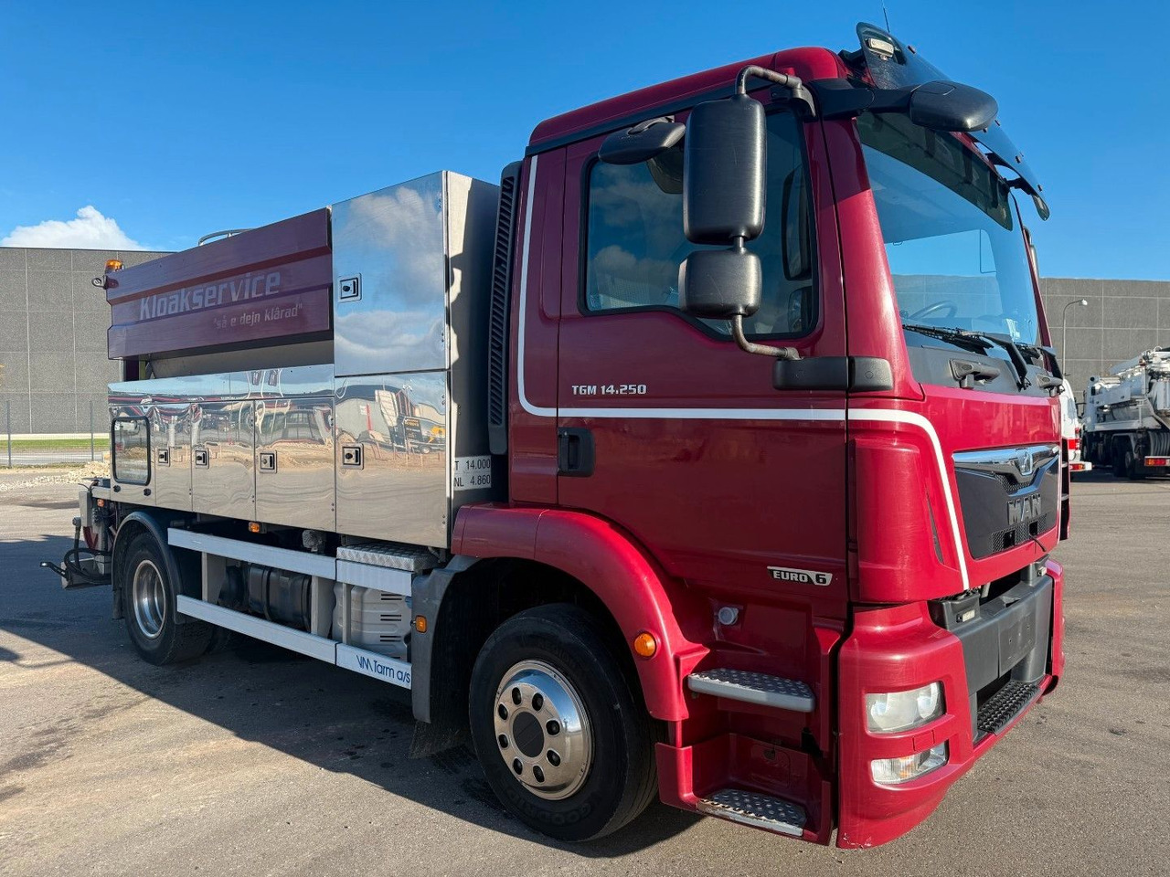 MAN TGM 14.250 VM-Tarm Stainless Steel 4000 l. Kombi - Xe tải chân không: hình 2 MAN TGM 14.250 VM-Tarm Stainless Steel 4000 l. Kombi - Xe tải chân không: hình 2