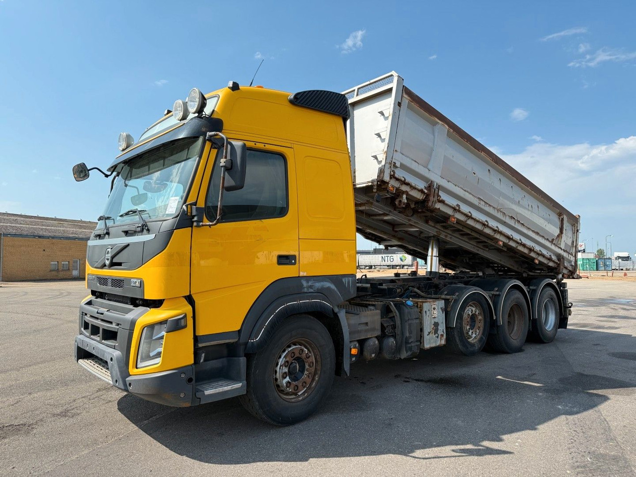 Volvo FMX500 8x4/4 Steel tipper Volvo FMX500 8x4/4 Steel tipper / Kipper - Xe ben: hình 1 Volvo FMX500 8x4/4 Steel tipper Volvo FMX500 8x4/4 Steel tipper / Kipper - Xe ben: hình 1
