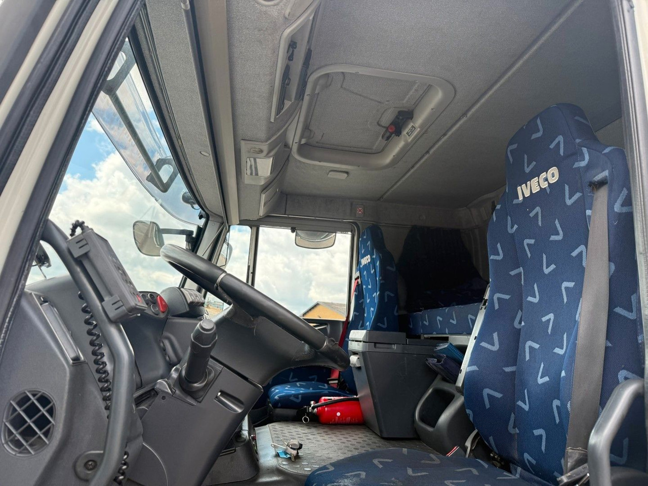 Iveco Stralis AT440S36T 4x2 - Xe đầu kéo: hình 5 Iveco Stralis AT440S36T 4x2 - Xe đầu kéo: hình 5
