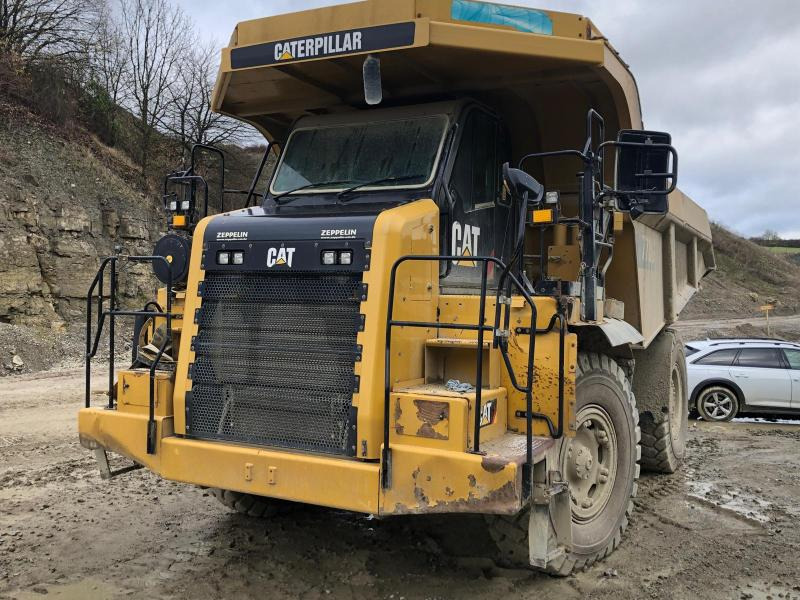 Caterpillar 770G - Xe ben cứng/ Xe chở đá: hình 2 Caterpillar 770G - Xe ben cứng/ Xe chở đá: hình 2