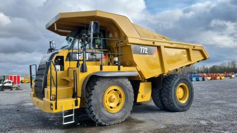 Caterpillar 772 - Xe ben cứng/ Xe chở đá: hình 3 Caterpillar 772 - Xe ben cứng/ Xe chở đá: hình 3