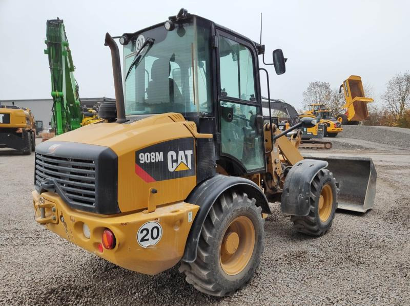 Caterpillar 908 M - Máy xúc lật bánh lốp: hình 4 Caterpillar 908 M - Máy xúc lật bánh lốp: hình 4