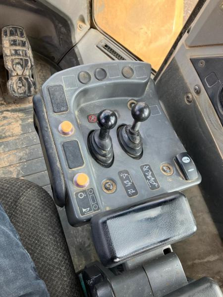 Caterpillar 980K - Máy xúc lật bánh lốp: hình 5 Caterpillar 980K - Máy xúc lật bánh lốp: hình 5