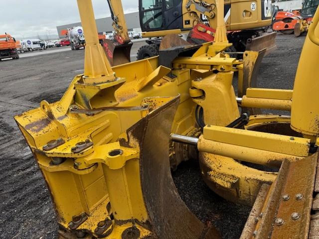 Komatsu D61PX-24 - Máy ủi: hình 5 Komatsu D61PX-24 - Máy ủi: hình 5