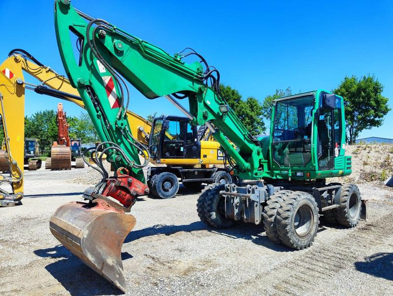 Takeuchi TB295W - Máy xúc bánh lốp: hình 2 Takeuchi TB295W - Máy xúc bánh lốp: hình 2