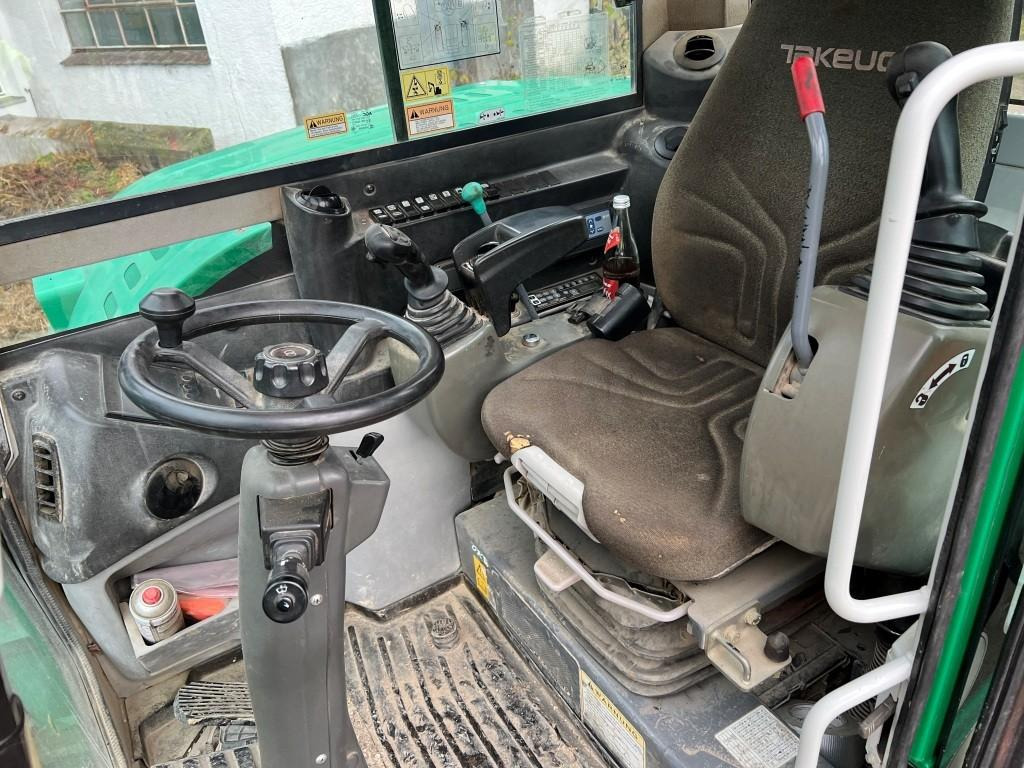 Takeuchi TB295W - Máy xúc bánh lốp: hình 5 Takeuchi TB295W - Máy xúc bánh lốp: hình 5
