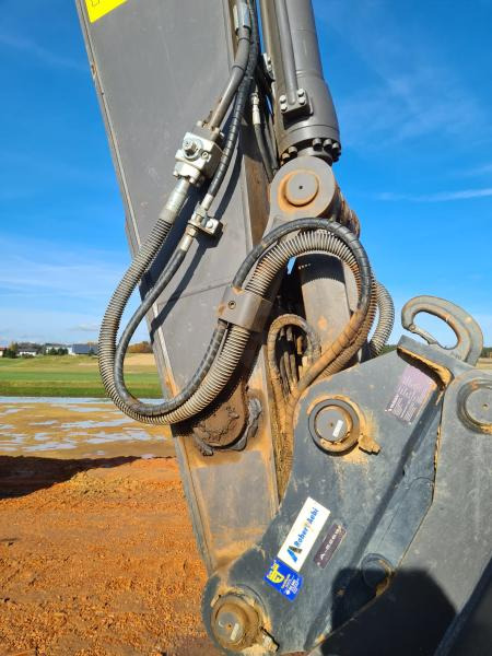 Volvo EC220EL - Máy xúc bánh xích: hình 5 Volvo EC220EL - Máy xúc bánh xích: hình 5