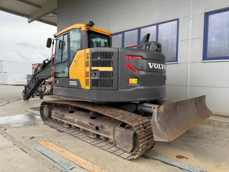 Volvo ECR235EL - Máy xúc bánh xích: hình 3 Volvo ECR235EL - Máy xúc bánh xích: hình 3