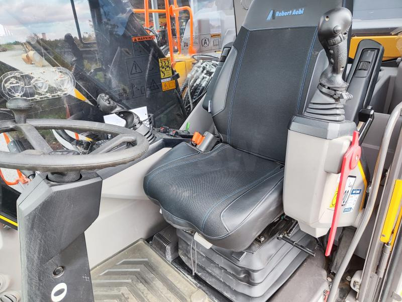 Volvo EW160E - Máy xúc bánh lốp: hình 5 Volvo EW160E - Máy xúc bánh lốp: hình 5