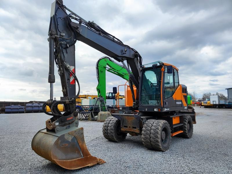 Volvo EWR150 E - Máy xúc bánh lốp: hình 2 Volvo EWR150 E - Máy xúc bánh lốp: hình 2