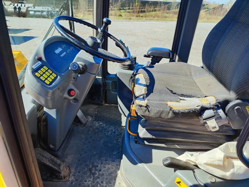 Volvo L 45 - Máy xúc lật bánh lốp: hình 5 Volvo L 45 - Máy xúc lật bánh lốp: hình 5