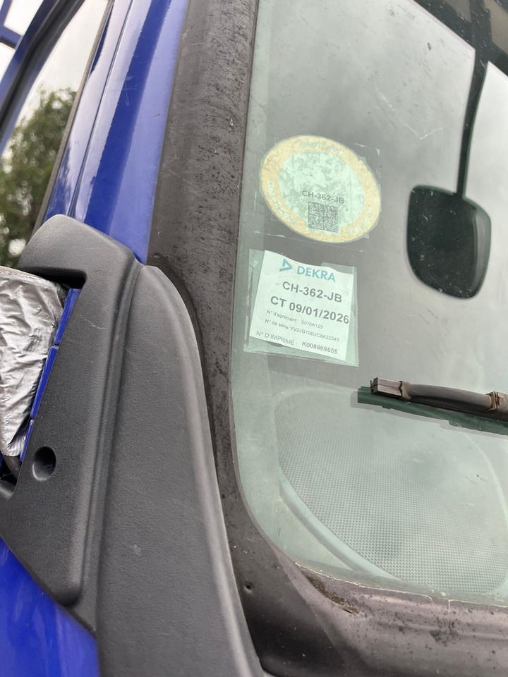 Volvo FM 420 - Xe tải thùng lửng/ Phẳng: hình 3 Volvo FM 420 - Xe tải thùng lửng/ Phẳng: hình 3