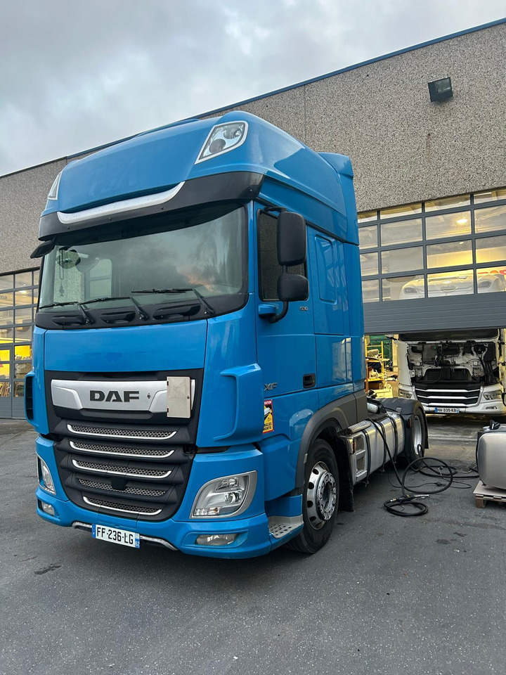 DAF XF 530 - Xe đầu kéo: hình 2 DAF XF 530 - Xe đầu kéo: hình 2