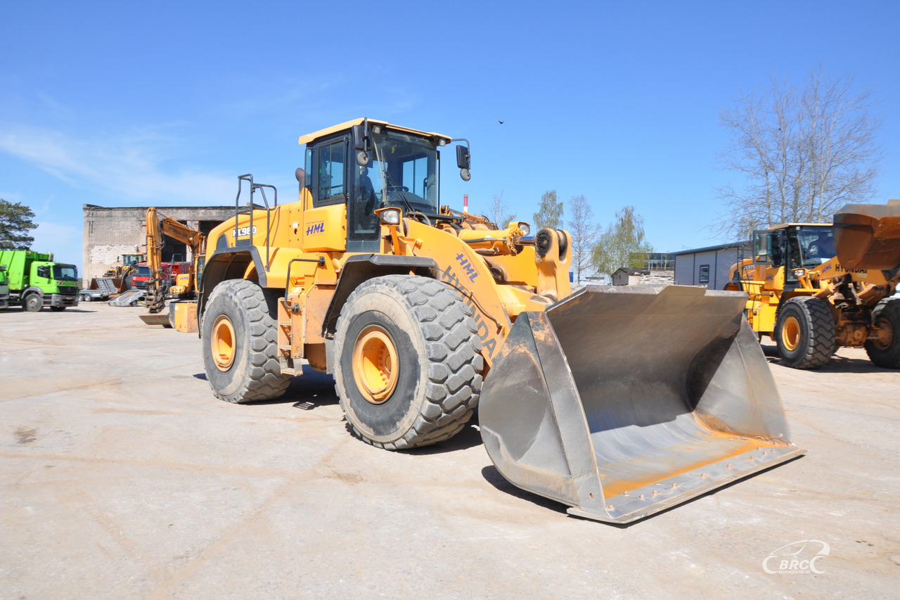 Hyundai HL980 - Máy xúc lật bánh lốp: hình 2 Hyundai HL980 - Máy xúc lật bánh lốp: hình 2