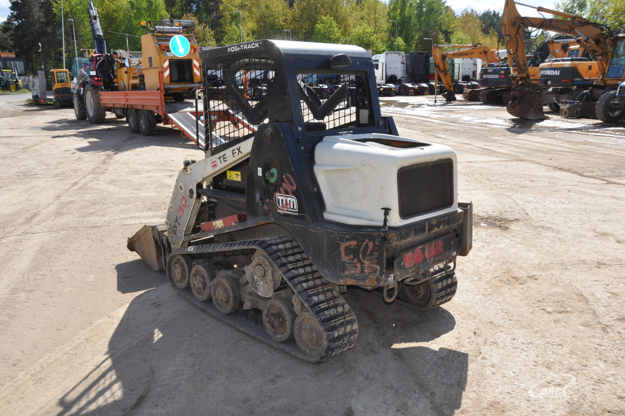 Terex PT30A - Máy xúc lật đa năng: hình 5 Terex PT30A - Máy xúc lật đa năng: hình 5