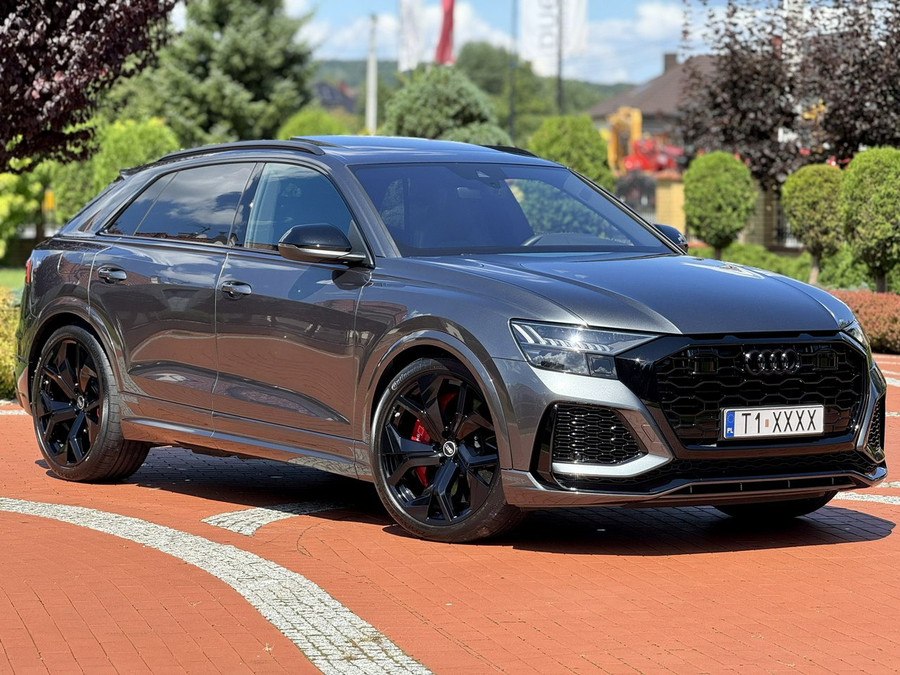 Audi RS Q8 - SUV: hình 1 Audi RS Q8 - SUV: hình 1
