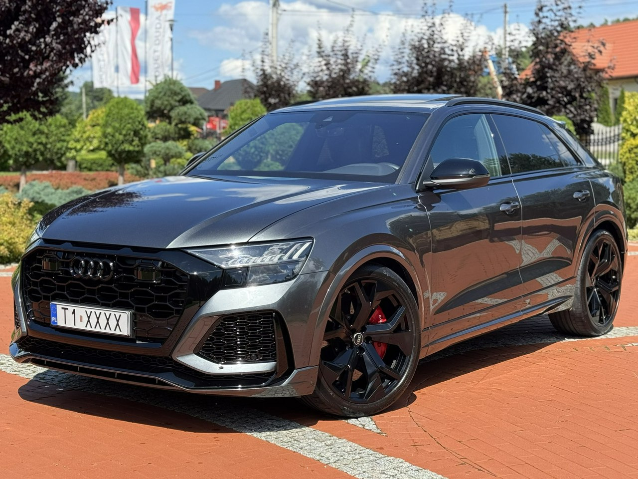 Audi RS Q8 - SUV: hình 4 Audi RS Q8 - SUV: hình 4