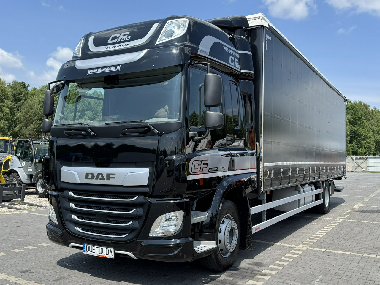 DAF CF 320 E6 Winda Firana Tył Drzwi Dach Zsuwany Długi 9.40m - Xe tải thùng mui bạt: hình 4 DAF CF 320 E6 Winda Firana Tył Drzwi Dach Zsuwany Długi 9.40m - Xe tải thùng mui bạt: hình 4