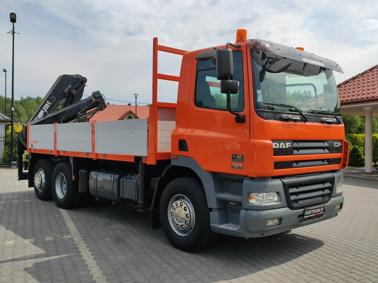 DAF CF 85.380 6x2 Oś Skrętna Skrzynia HDS HIAB 220C + Pilot - Xe tải thùng lửng/ Phẳng, Xe cẩu tự hành: hình 4 DAF CF 85.380 6x2 Oś Skrętna Skrzynia HDS HIAB 220C + Pilot - Xe tải thùng lửng/ Phẳng, Xe cẩu tự hành: hình 4