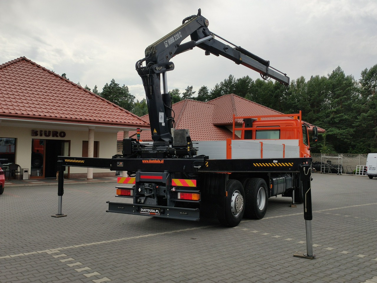 DAF CF 85.380 6x2 Oś Skrętna Skrzynia HDS HIAB 220C + Pilot - Xe tải thùng lửng/ Phẳng, Xe cẩu tự hành: hình 5 DAF CF 85.380 6x2 Oś Skrętna Skrzynia HDS HIAB 220C + Pilot - Xe tải thùng lửng/ Phẳng, Xe cẩu tự hành: hình 5