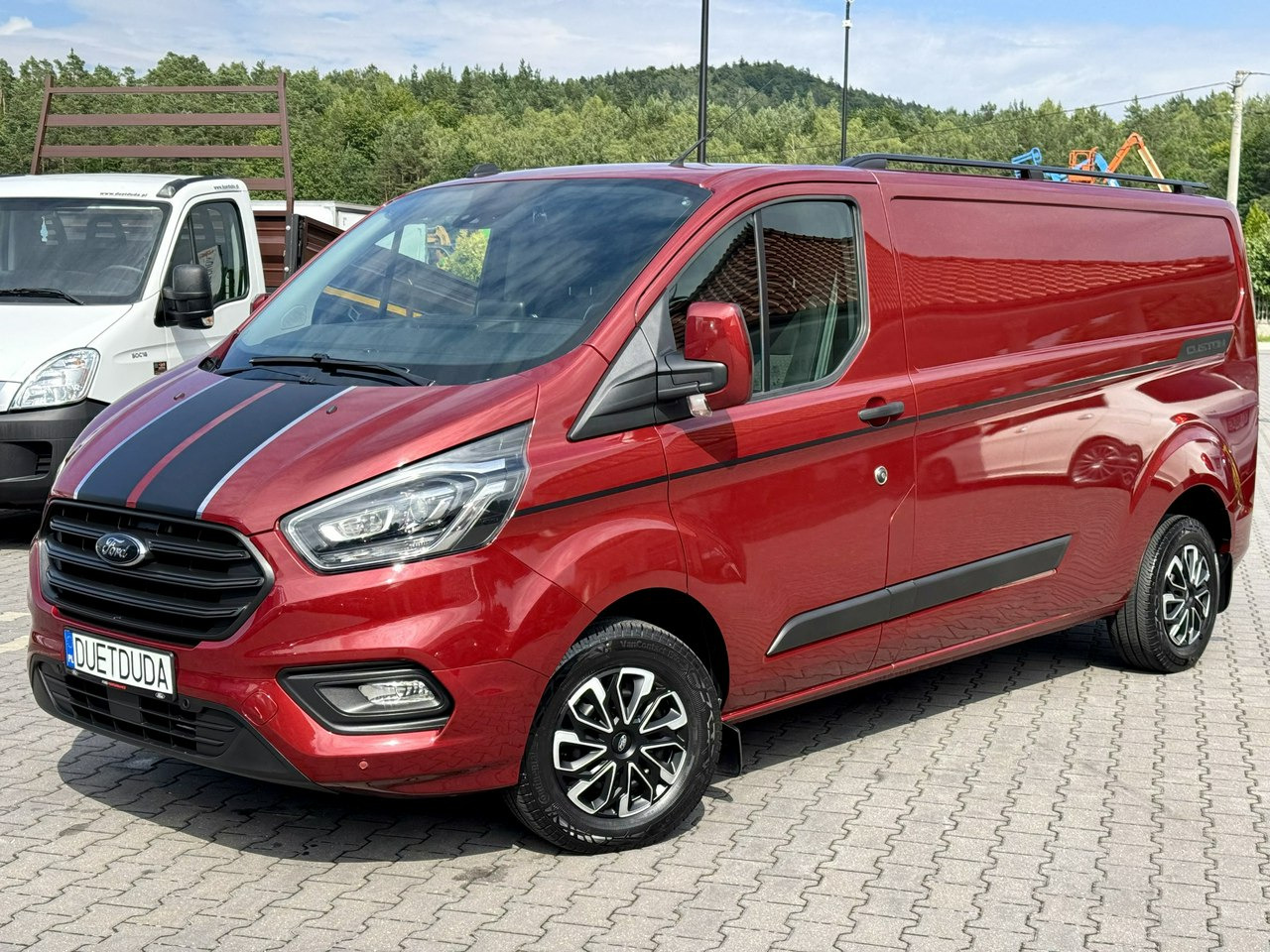 Ford Transit Custom - Xe van nhỏ gọn: hình 1 Ford Transit Custom - Xe van nhỏ gọn: hình 1