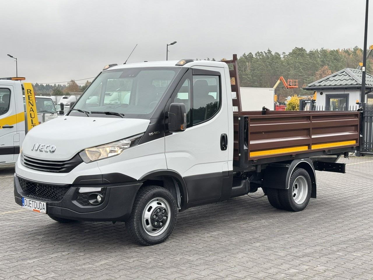 Iveco Daily 35C14 - Xe ben nhỏ: hình 5 Iveco Daily 35C14 - Xe ben nhỏ: hình 5