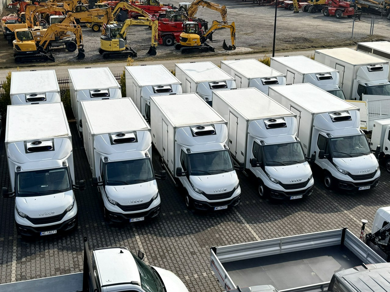 Iveco Daily 35S16 V - Xe van đông lạnh: hình 2 Iveco Daily 35S16 V - Xe van đông lạnh: hình 2