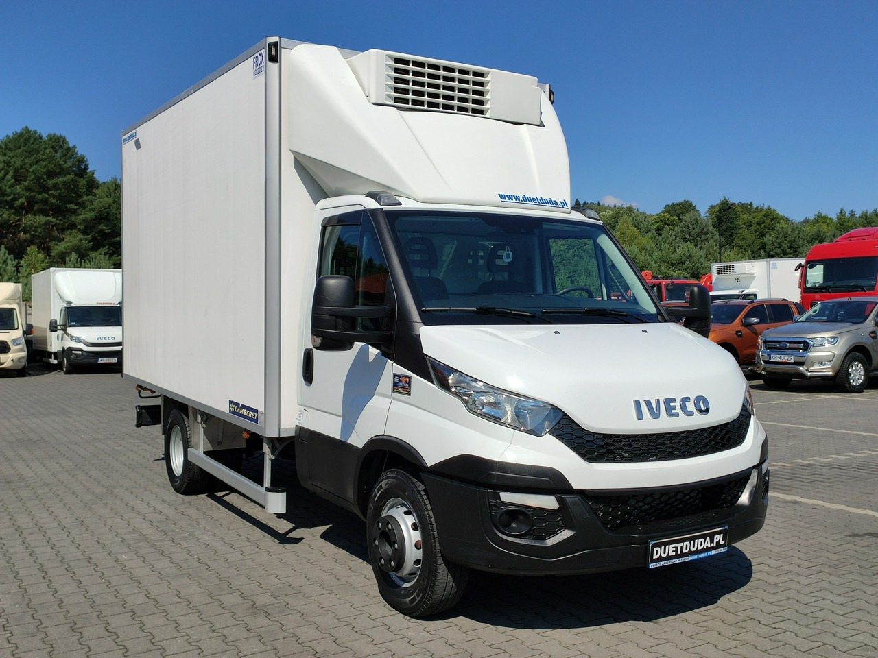 Iveco Daily 70C17 Chłodnia Hakowa / Hakówka Agregat THERMO KING V-500 - Xe van đông lạnh: hình 3 Iveco Daily 70C17 Chłodnia Hakowa / Hakówka Agregat THERMO KING V-500 - Xe van đông lạnh: hình 3