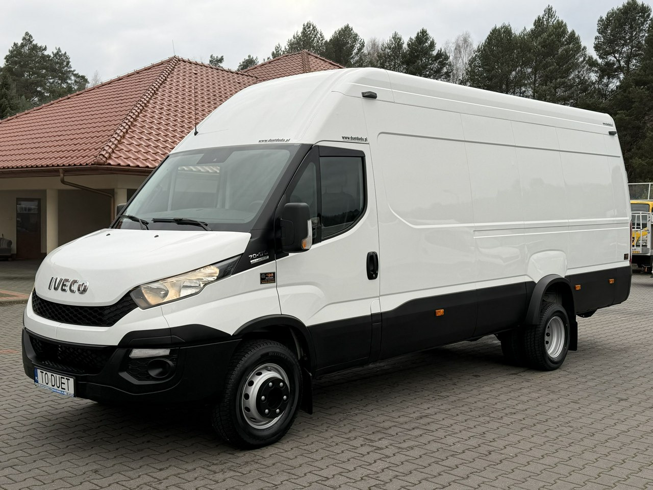 Iveco Daily 70C18 V H - Xe van chở hàng: hình 2 Iveco Daily 70C18 V H - Xe van chở hàng: hình 2